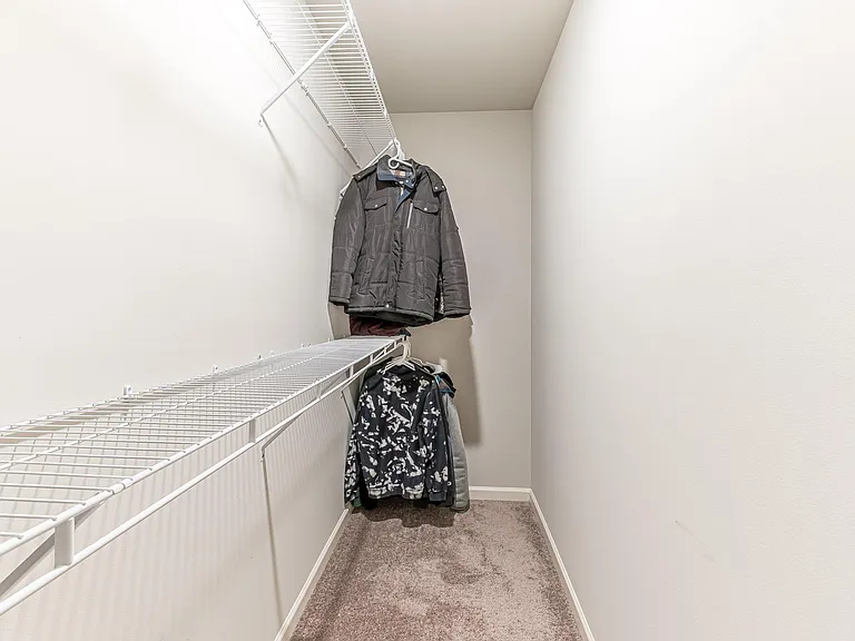 1380 Sugar Glen Ct — Photo 8
