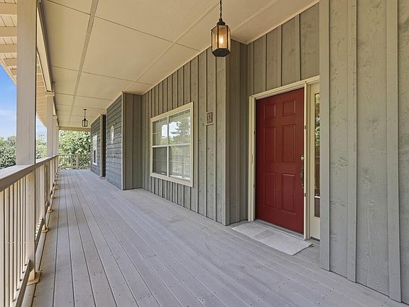 4th image of 42 Galley Ln Unit 32
