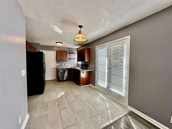 4th image of 2790 Ridgepole Dr