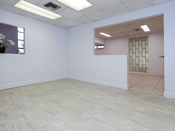 4th image of 5658 E 22nd St