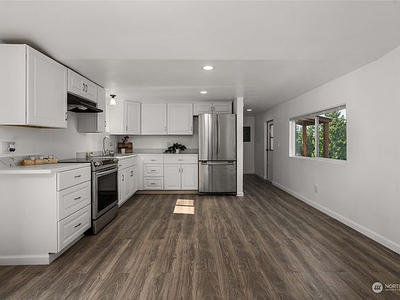 5th image of 15503 Cedar Park Road SE #48