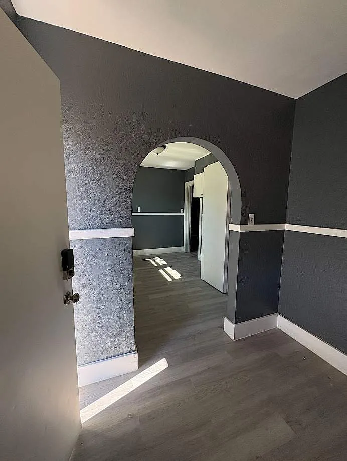4 bed, 1.5 bath, 1380 sqft, $1,600 — Photo 3