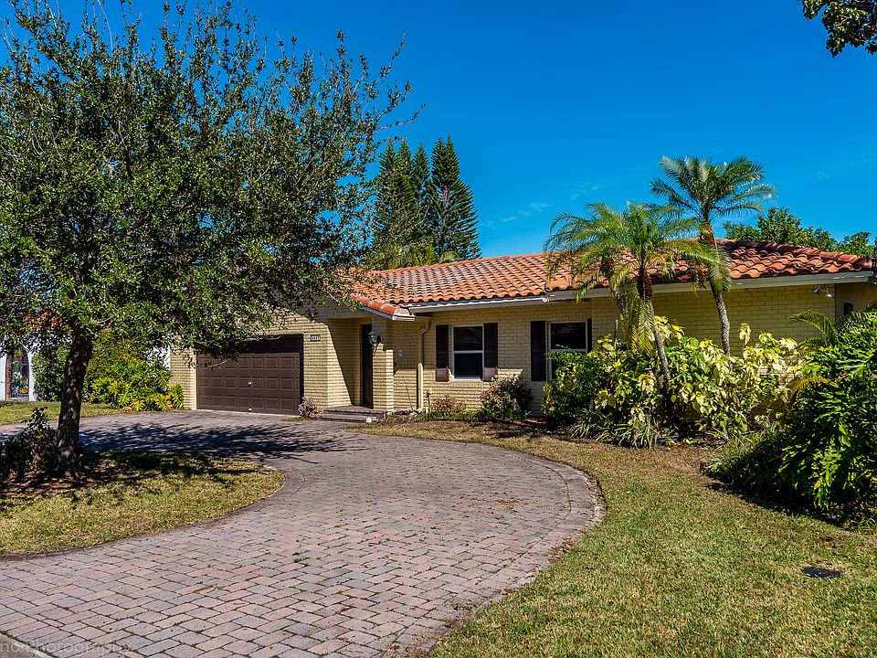 1st image of 2447 NW 118th Ter