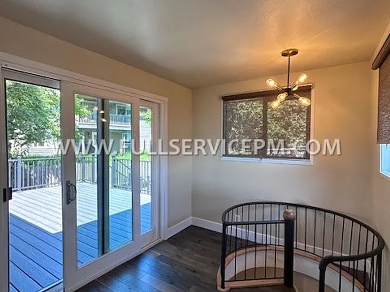 7412 Military Rd S — Photo 17
