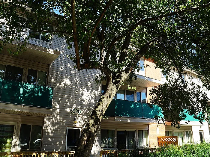 Riverdale Village Apartments — Photo 5
