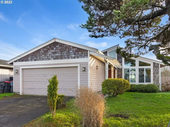 1175 Avenue E, Seaside, OR 97138