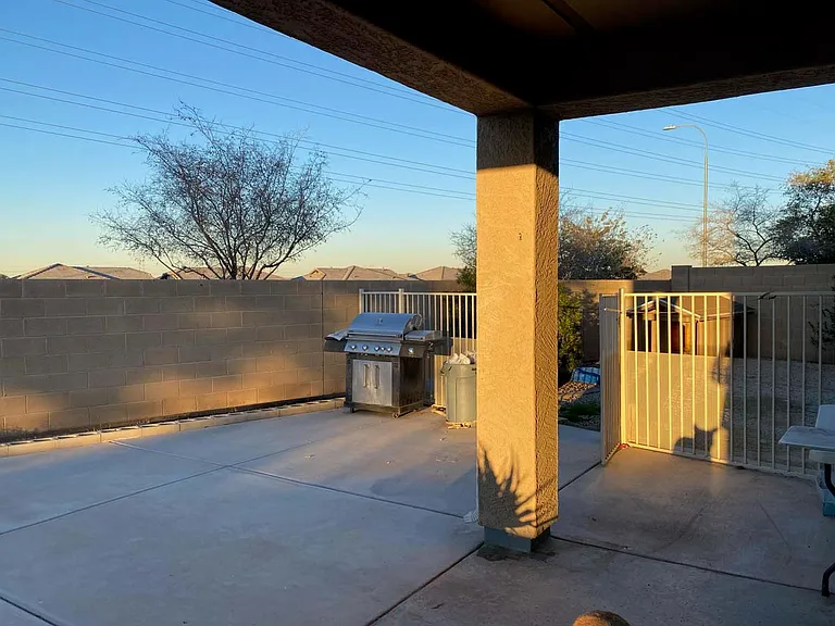 10246 W Luxton Ln — Photo 32