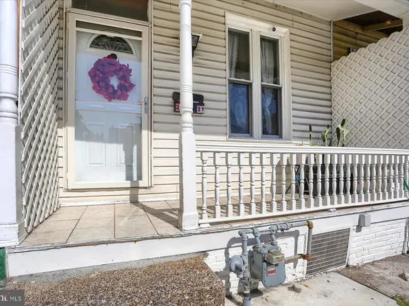 2031 Logan St, Harrisburg, PA 17102