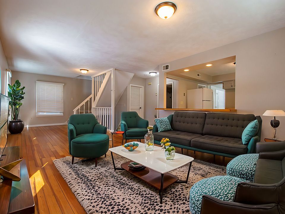 1st image of 111 S 38th St APT 1