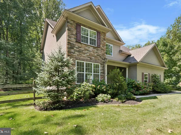 61 Fox Hill Rd, Quakertown, PA 18951