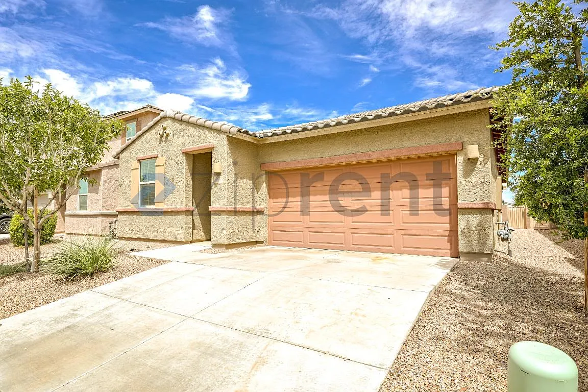 4 bed, 2027 sqft, $2,295 — Photo 1
