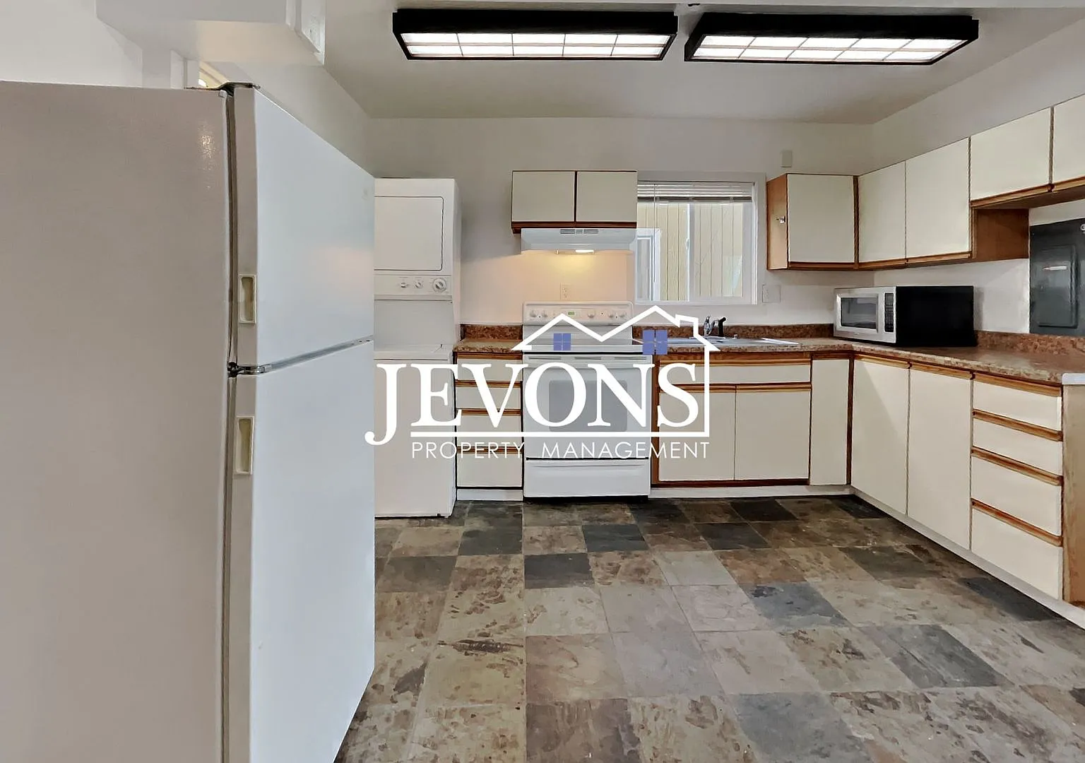 6617 S Monroe St Tacoma, WA 98409 — Photo 1