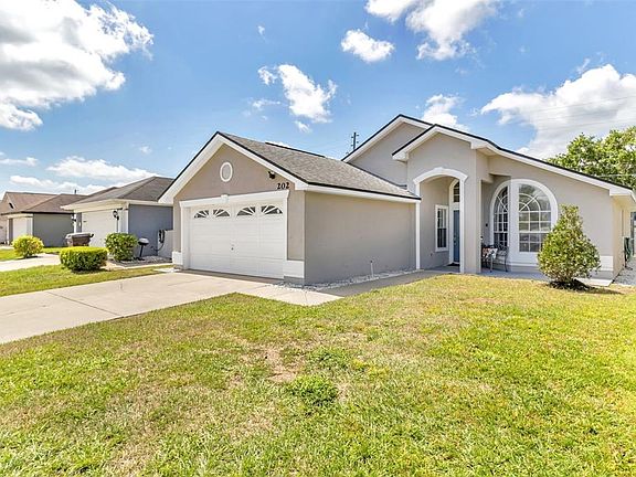 2nd image of 202 BAY MEADOW DRIVE