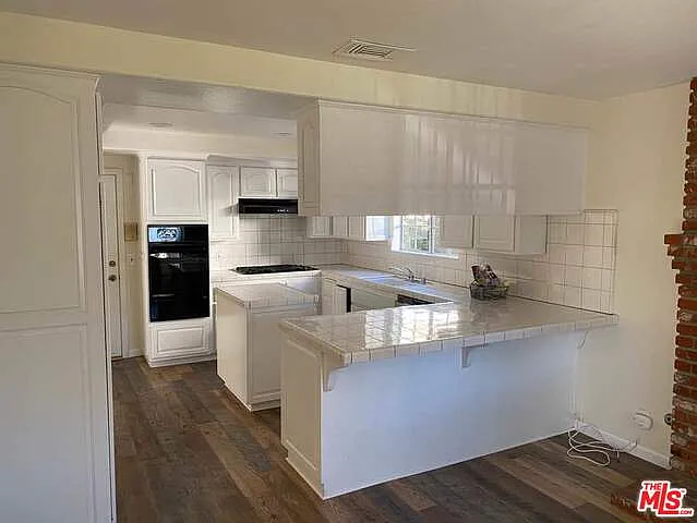 21021 Madrona Ave — Photo 4