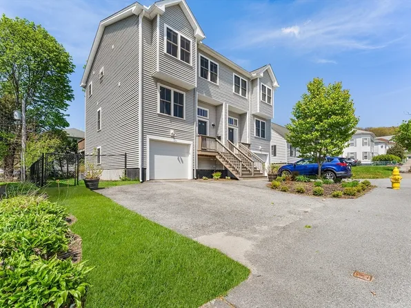13-13 Prentice St #A, Worcester, MA 01604