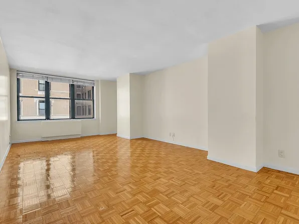 2250 Broadway APT 5D, New York, NY 10024
