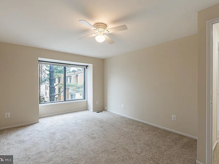 18728 Nathans Pl — Photo 22