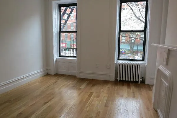 Rented by Manhattan Best Realty, Inc. | media 15