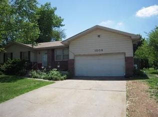 1508 W Katella St, Springfield, MO 65807