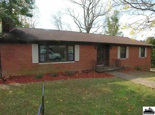 6 Larchmont Dr, Huntington, WV 25705