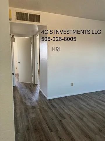 313 W Sycamore Ave #11 — Photo 4