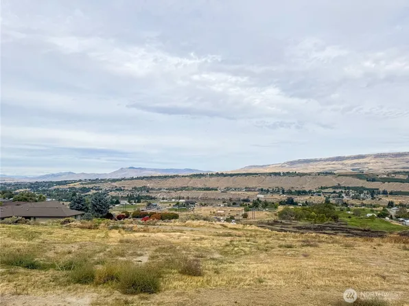 195 John Truett Drive, Malaga, WA 98828