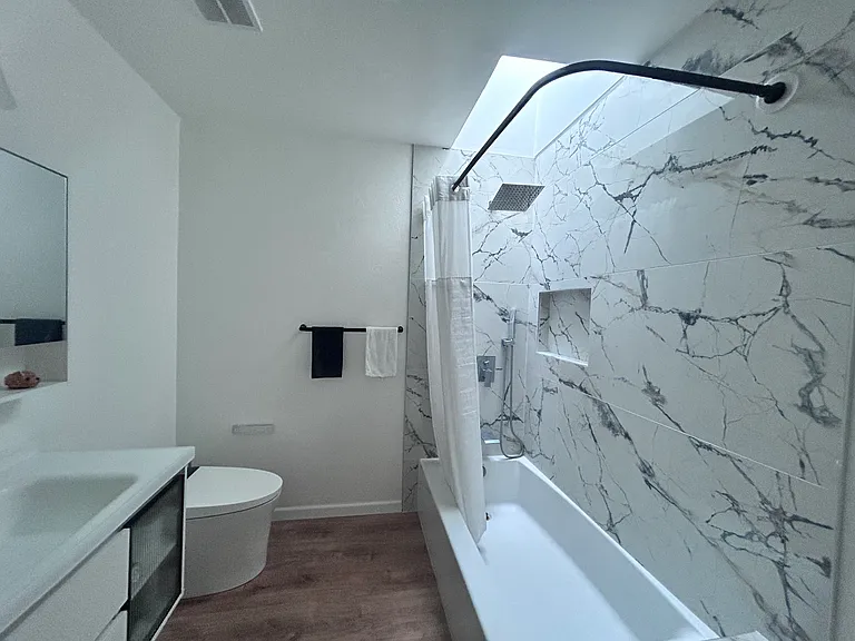 635 River View Dr — Photo 2