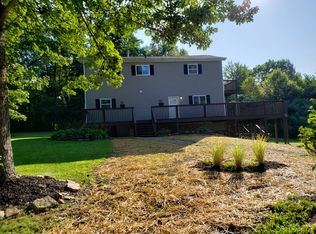 6112 Spring St, Ravenna, OH 44266