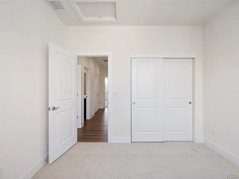 5112 Ward Rd — Photo 25