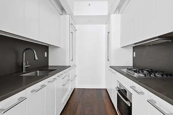 Sold by Compass | media 2