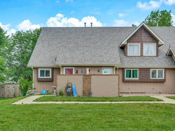 3811 Overland Dr, Lawrence, KS 66049
