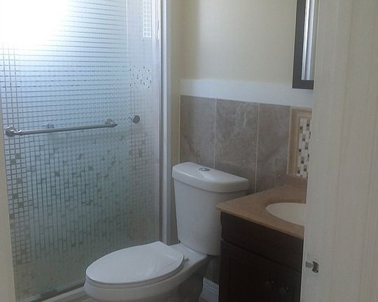 4th image of 3141 S Halm Ave
