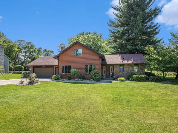 4102 Tomahawk Way, Saint Joseph, MI 49085