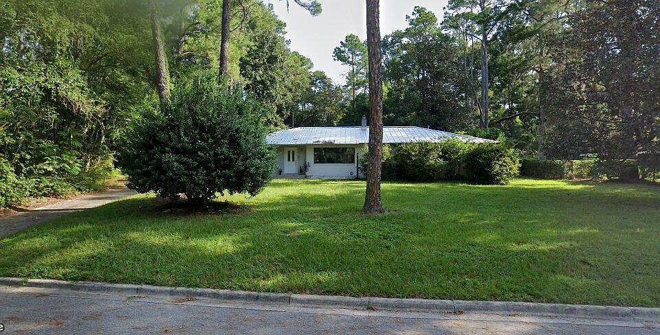1st image of 1800 NW 10th Ave