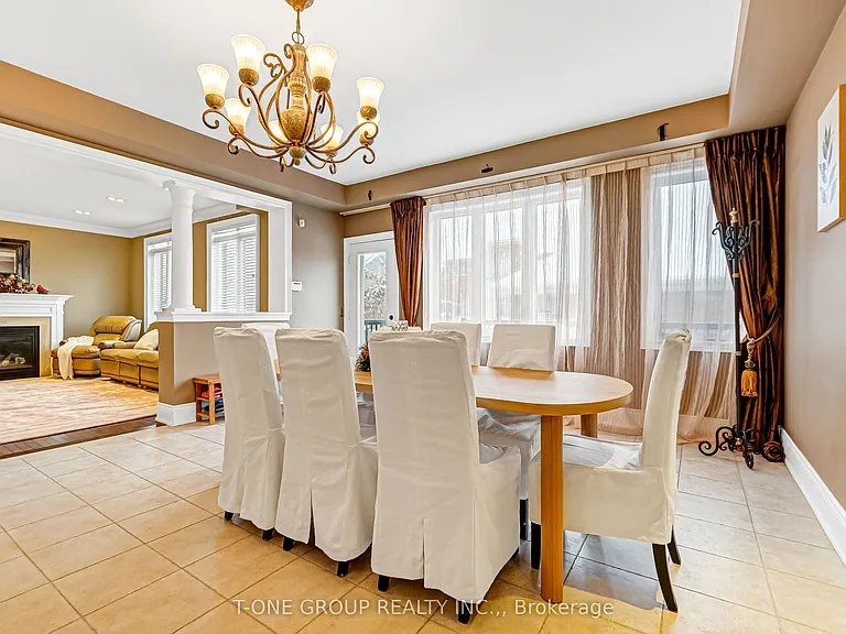 261 Angus Glen Blvd — Photo 10