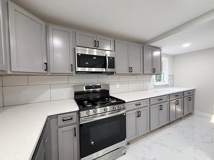 612 Spruce St — Photo 15