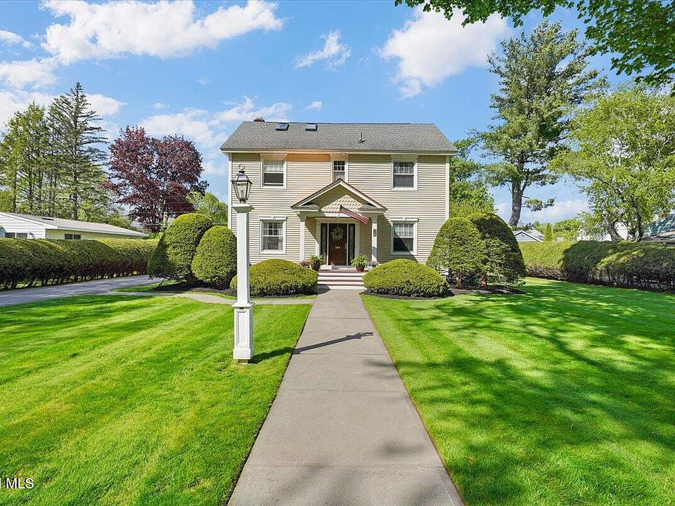 1st image of 718 Riverside Avenue