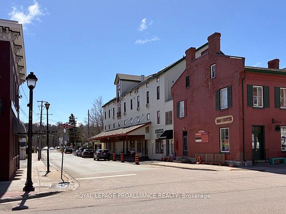 2nd image of 172 Main St #303