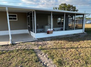 22 Coach Ave, Palmetto, FL 34221