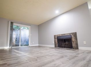 3930 SW Plum St #8, Portland, OR
