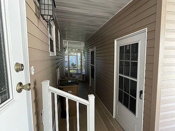 4th image of 105 Orchid Way