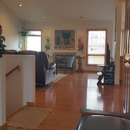5th image of 1605 Hackney Dr