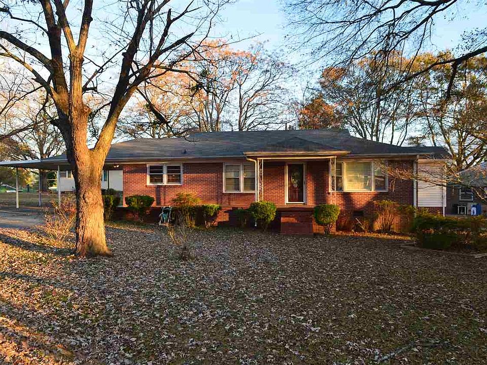 1st image of 803 Camellia Dr