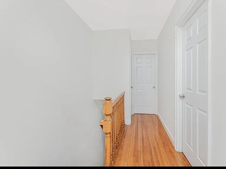 2888 Schley Ave #2 — Photo 3