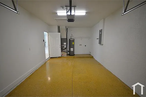 2197 Davis Ct — Photo 24