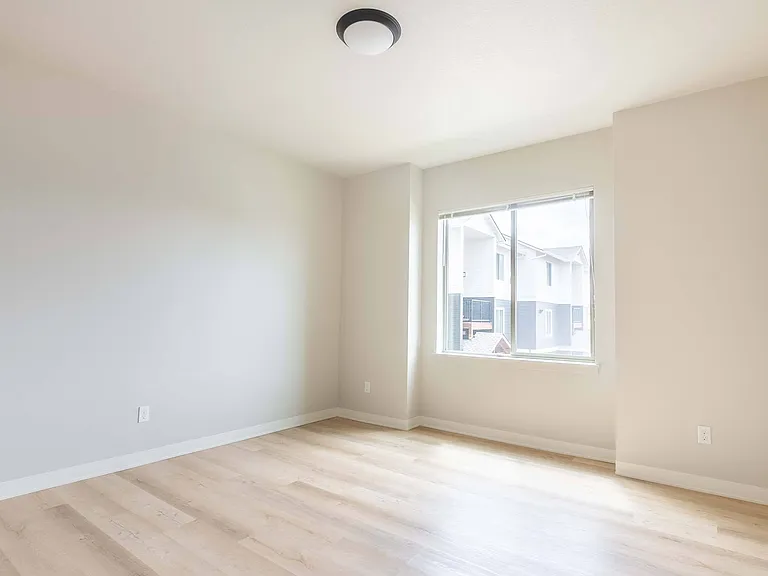 Marcola Apartment Homes — Photo 34