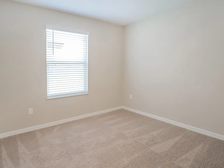 353 Fellbrook Dr — Photo 10