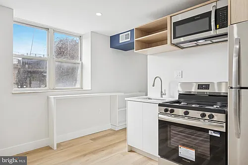 4522 Baker St Photo 1