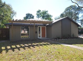 5915 De Lange Ln, Houston, TX 77092