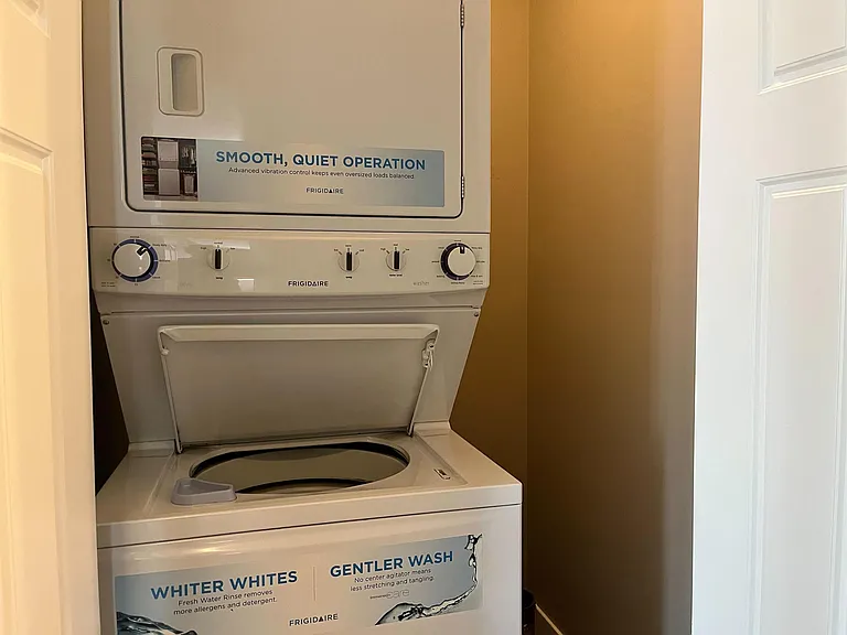 4225 E Green Apple Dr #1 — Photo 8